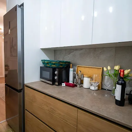 Emeraldapartament * Tiran