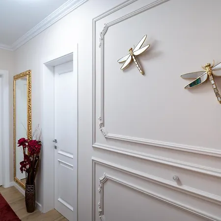 アパート Emeraldapartament ティラナ