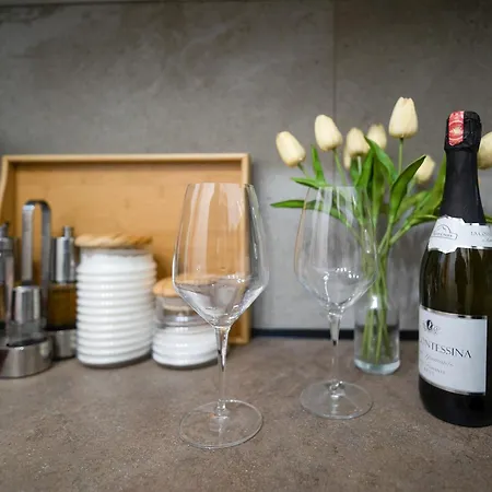 Emeraldapartament Διαμέρισμα *