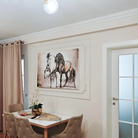 Διαμέρισμα Emeraldapartament *